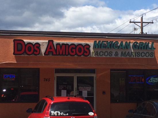 Dos Amigos