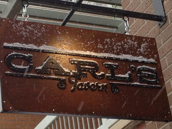 Carl's Tavern