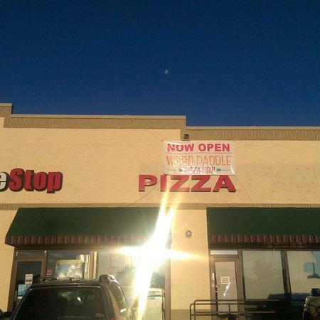 Wood Paddle Pizza & Tap