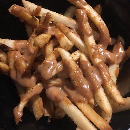 Solutions Lounge and Restaurant