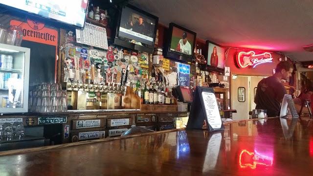 Crooked Creek Saloon and Creekside Eatery