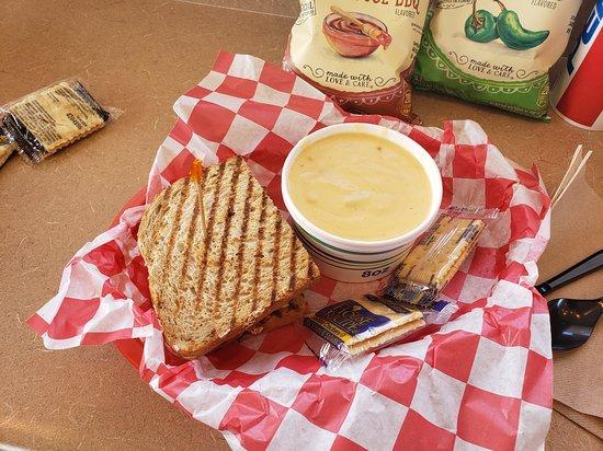 Rocco's Riverside Deli