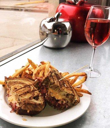 Clear Creek Cidery Tavern & Taps