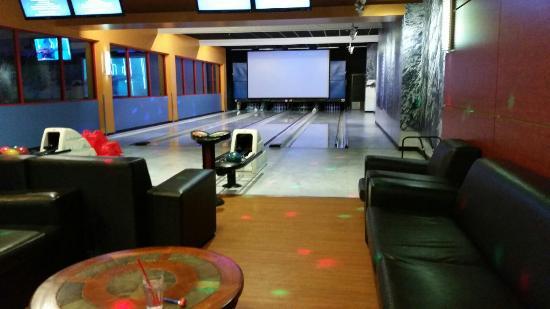 Celebrity Lanes