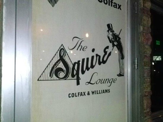 Squire Lounge