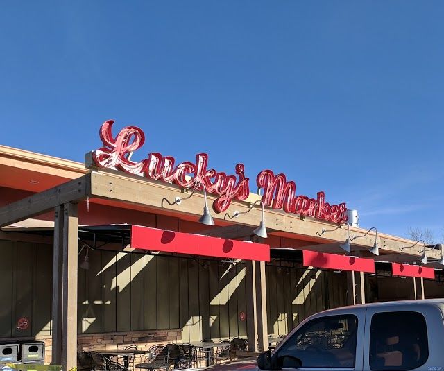 Lucky's Market