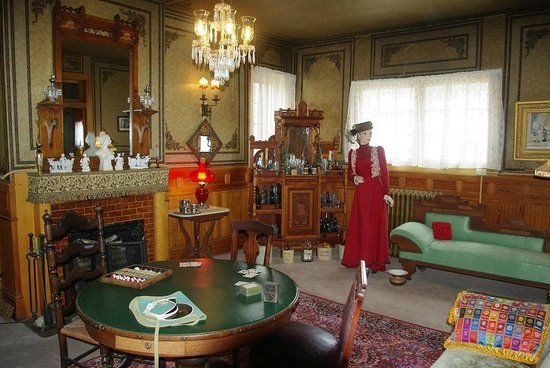 Old Homestead House Museum