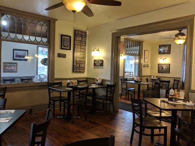 Mountain Shadows Restaurant